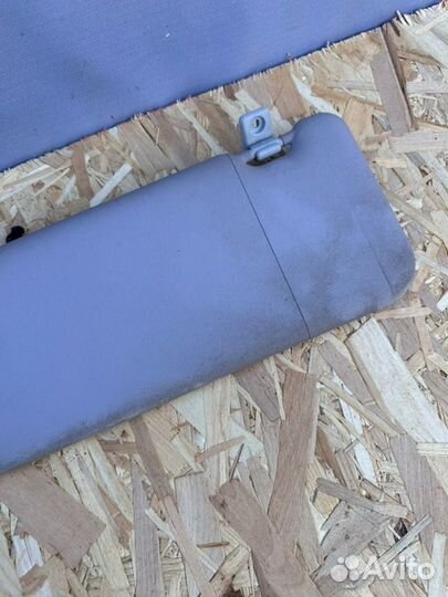 Козырек солнцезащитный Лада Веста седан