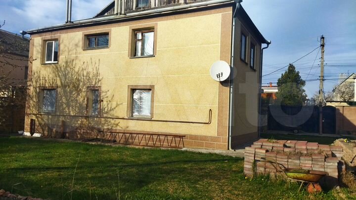 Дом 207 м² на участке 11,5 сот.