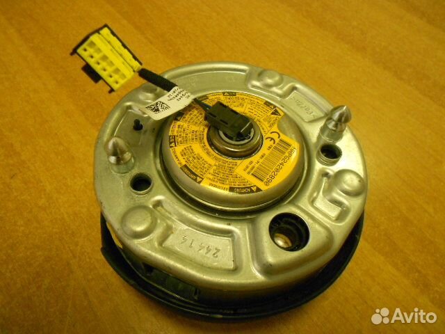 Airbag водителя на BMW 5 серии, F10