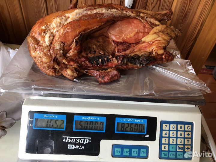 Мясо домашнего бройлера. Копченое мясо броллера