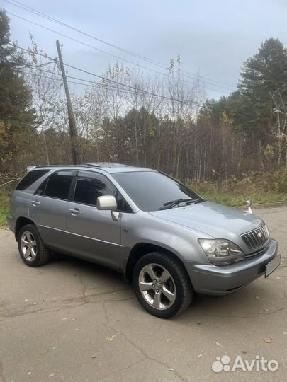 Toyota Harrier 2.4 AT, 2001, 241 235 км