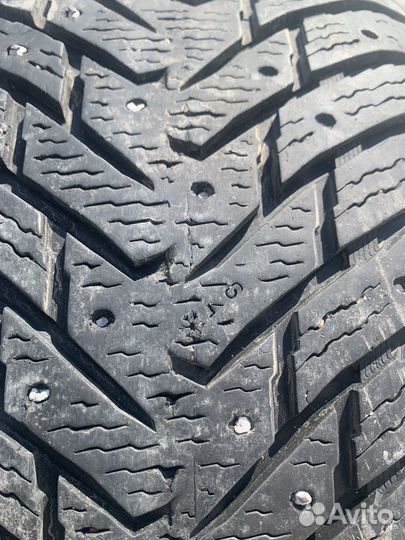 Nokian Tyres Hakkapeliitta 8 SUV 265/50 R20