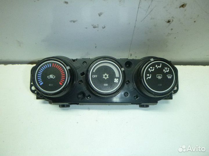 Блок управления печкой mitsubishi ASX 2010
