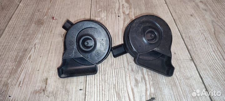 Сигнал звуковой Volkswagen Passat B7