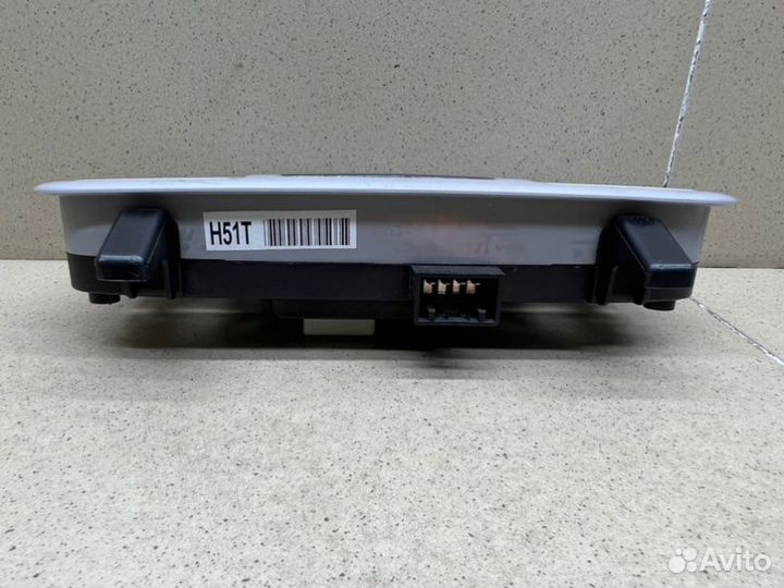 Плафон салонный передний Hyundai Solaris седан