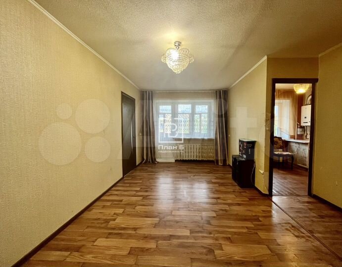 3-к. квартира, 43 м², 4/5 эт.