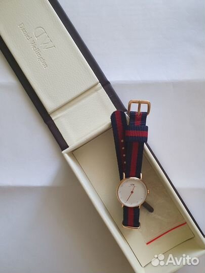Часы Daniel Wellington