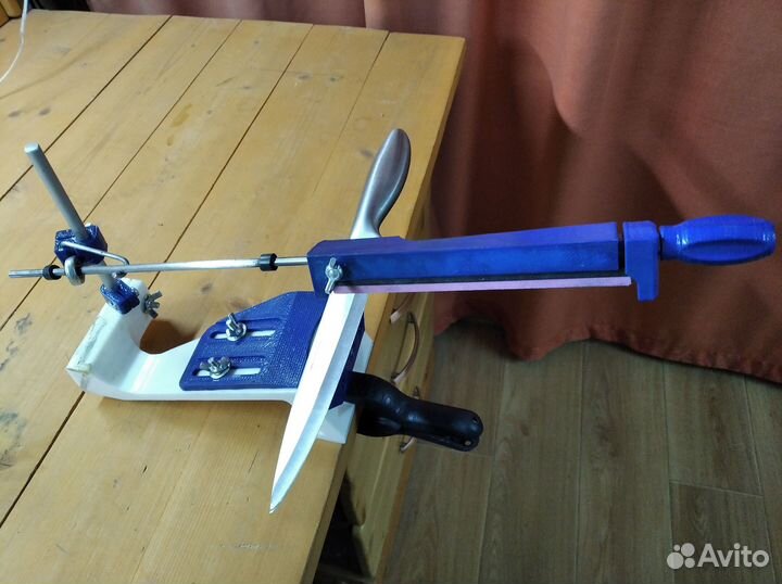 Точилка для ножей