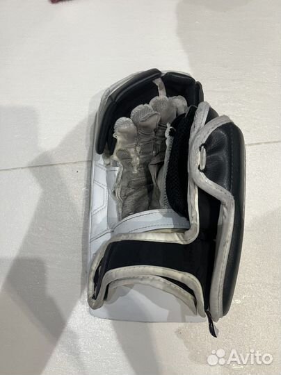 Вратарские перчатки блин ловушка