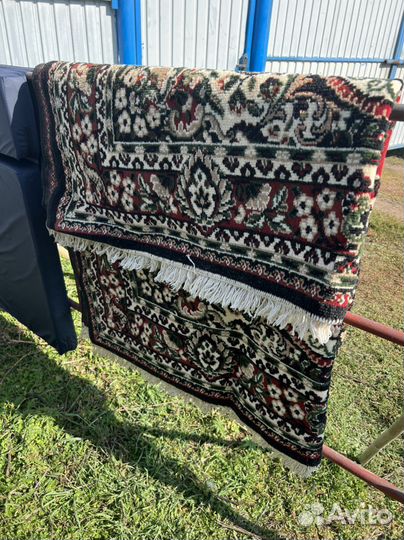 Ковер шерстяной