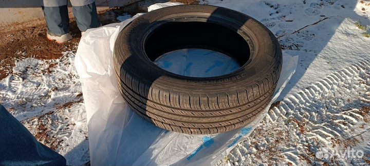 Kumho Crugen HP71 225/60 R17