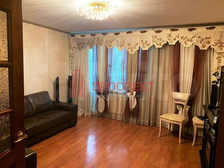 4-к. квартира, 85 м², 8/9 эт.