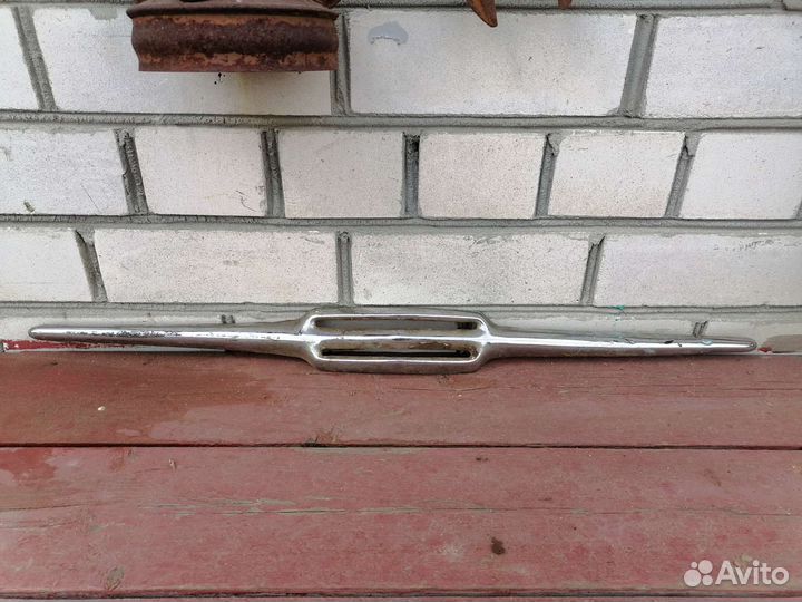 Накладка задней стойки газ-24