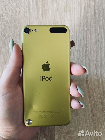 Плеер iPod touch 5