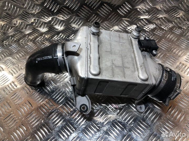 Интеркулер передний левый Bmw 6 F13 4.4 N63B44B