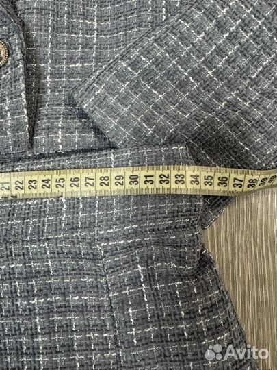 Костюм женский с юбкой твидовый 42-44