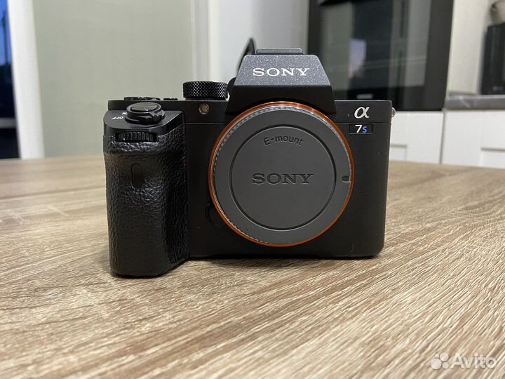 Sony a7s2