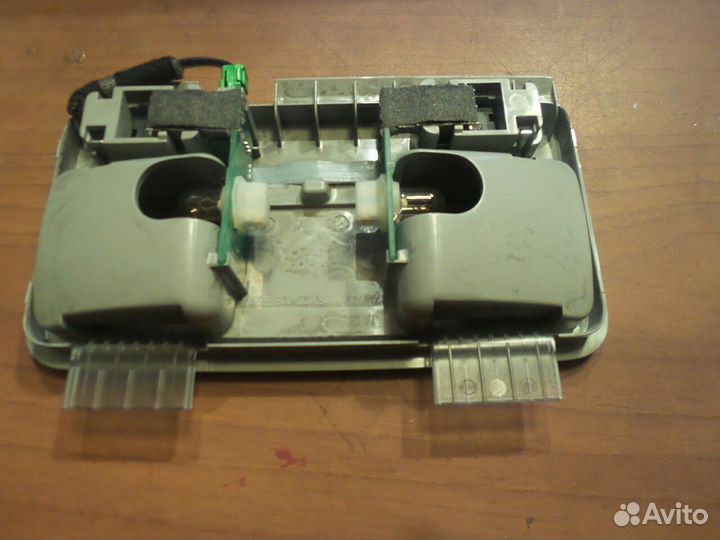 Плафон салонный Jaguar XF