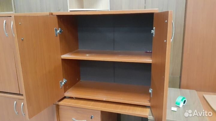 Тумбы под оргтехнику Б.У