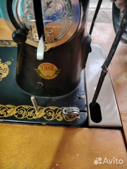 Швейная машина