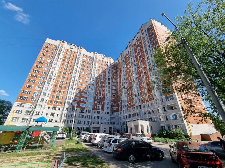 2-к. квартира, 73,6 м², 12/17 эт.