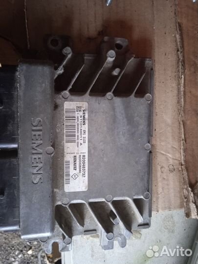 Блок управлением двигателя рено Логан 1,4, 1,6