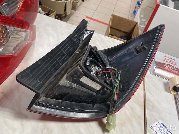 Фонарь задний левый Lifan X60