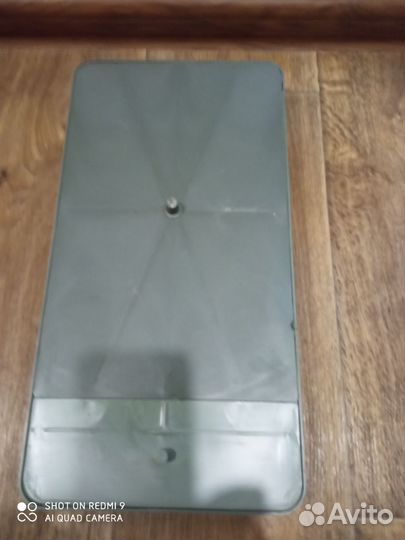 Кормушка для пчел