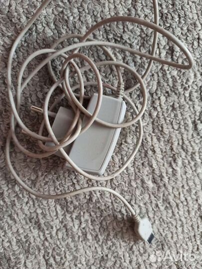 Зарядное устройство