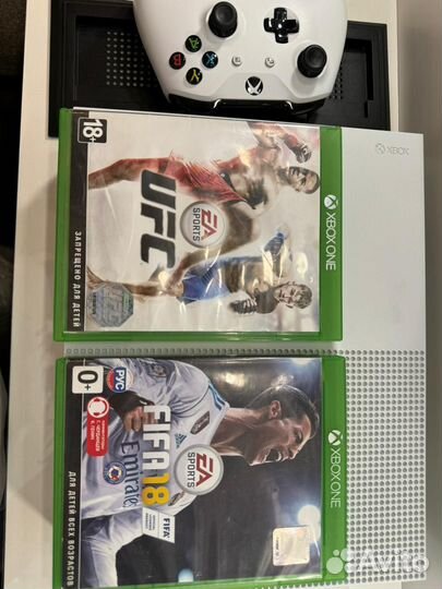 Xbox one s 1tb с играми