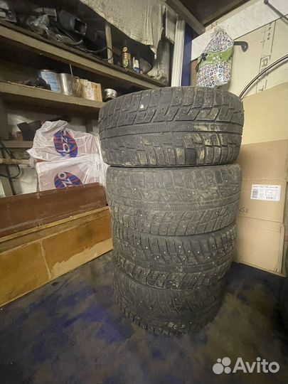 Kumho WinterCraft Ice Wi32 235/45 R17 97
