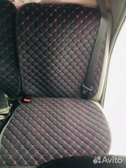 Крутые чехлы на все сиденья автомобиля