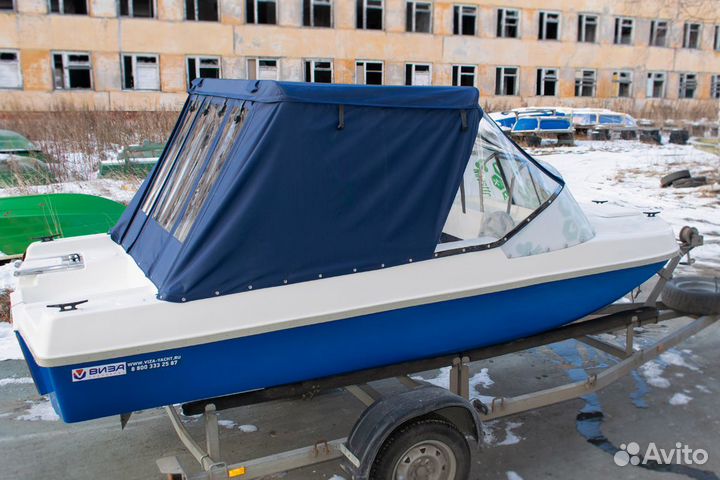 Катер из пластика Виза Легант - 430 Авто