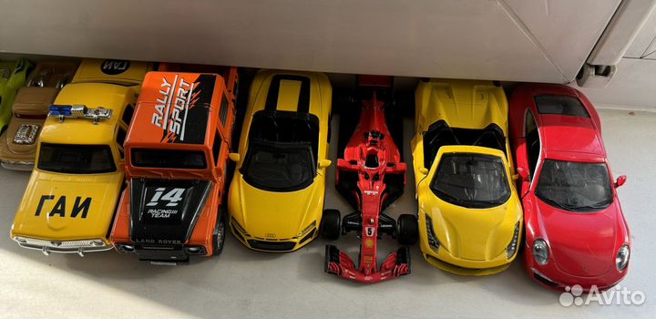 Машинки металлические пакетом