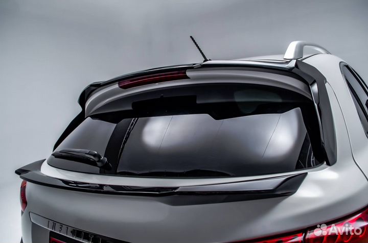 Спойлер Infiniti QX70 FX35/37/50 Infiniti Draco