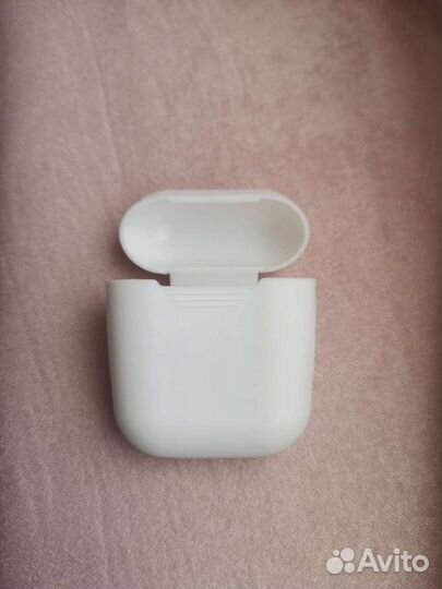 Чехол на Airpods 2 новый