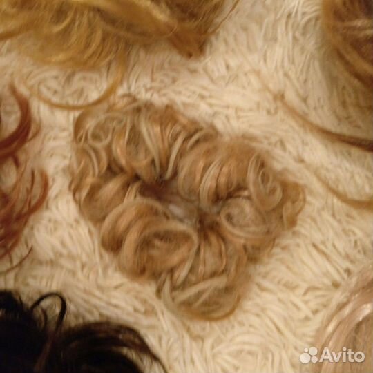 Шиньоны,резинки из волос