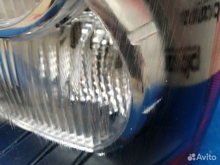 Фонарь правый BH52-13404-A Land Rover Freelander