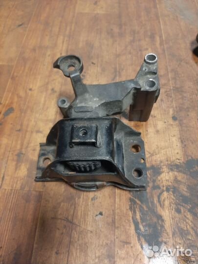 Опора двигателя nissan qashqai j10