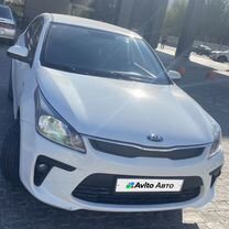 Kia Rio 1.4 AT, 2018, 150 000 км, с пробегом, цена 1 190 000 руб.