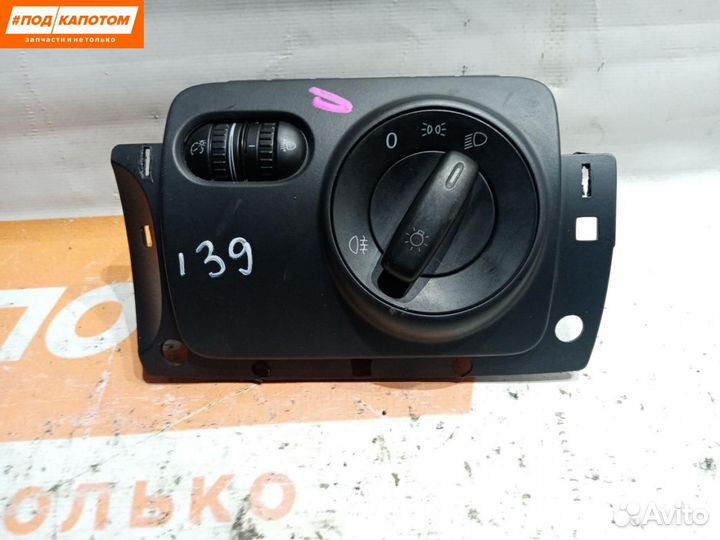 Переключатель света Volkswagen Golf 5 2008