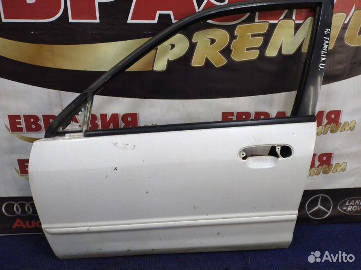 Дверь боковая передняя левая Mazda Familia S-Wagon