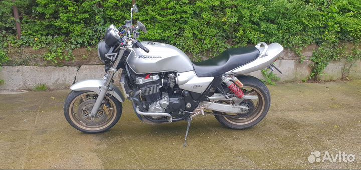 Honda cb 1300
