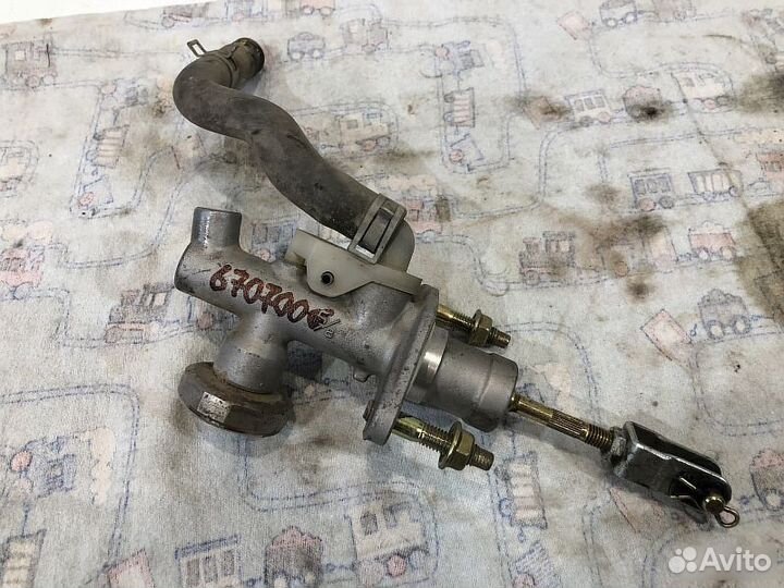 Цилиндр сцепления главный Nissan Primera P12