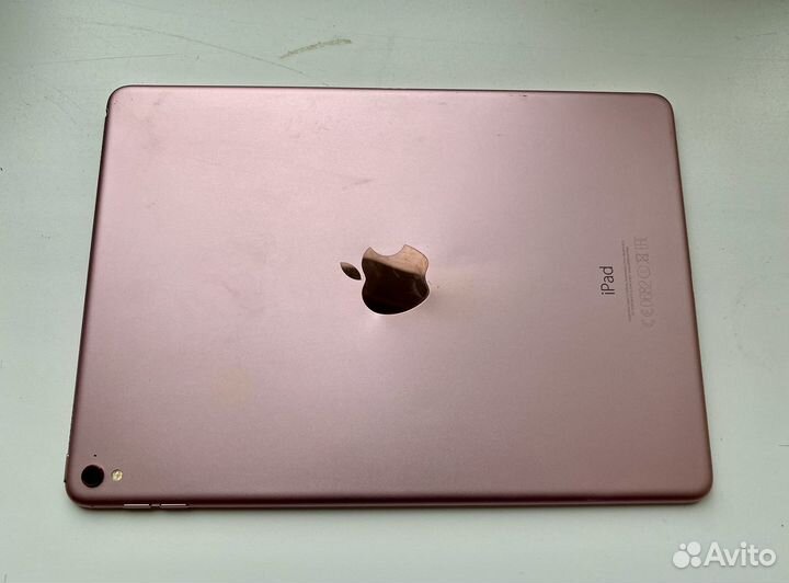 iPad Pro 9.7 2016 32gb Wi-Fi rose gold