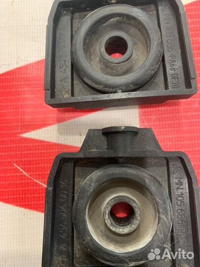 Крепление радиатора Mitsubishi Colt Z32A 3A91 2007