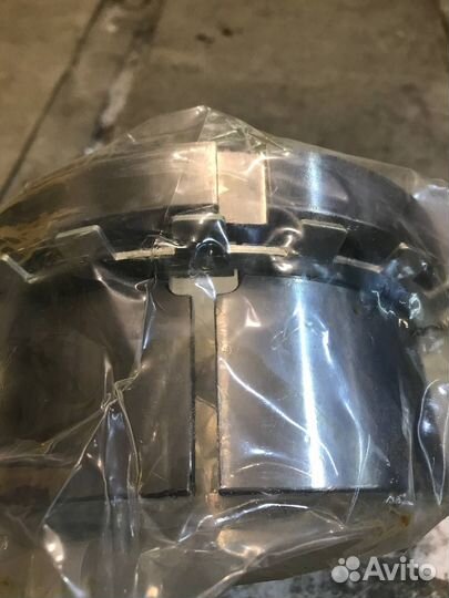 Втулка запорная