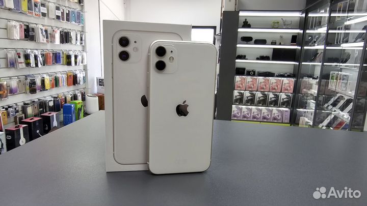 iPhone 11, 64 ГБ
