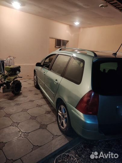 Peugeot 307 2.0 AT, 2003, 150 000 км