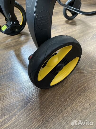 Коляска автокресло doona с базой isofix